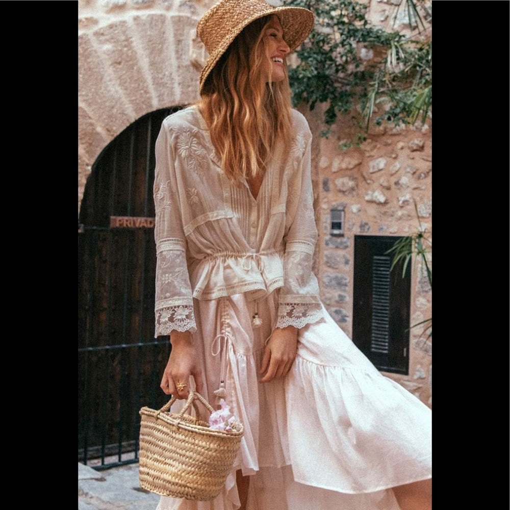 ♡ Spell & The Gypsy Maggie Embroidered Blouse ♡